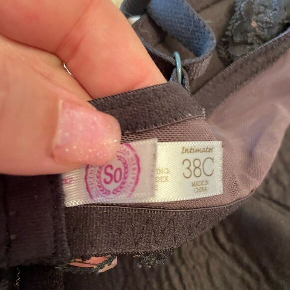 SO BLACK bra size 38C - Picture 4 of 5